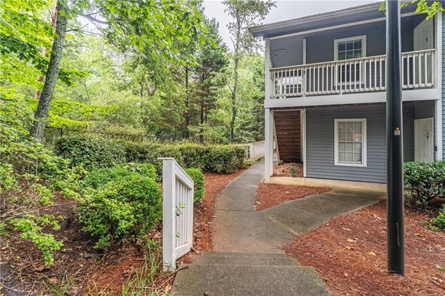 205 Gettysburg Place, Sandy Springs, GA 30350