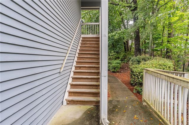 205 Gettysburg Place, Sandy Springs, GA 30350