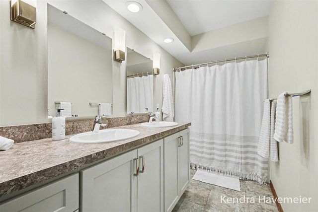 2033 Tall Meadow Street 15, Grand Rapids, MI 49505