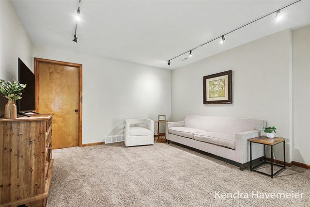 2033 Tall Meadow Street 15, Grand Rapids, MI 49505