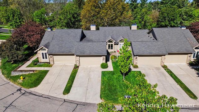 2033 Tall Meadow Street 15, Grand Rapids, MI 49505