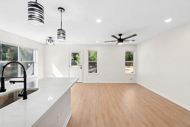 1708 E 17th ST A, Austin, TX 78702