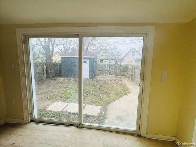 42 E Henry Street, River Rouge, MI 48218