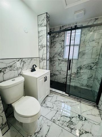 42 E Henry Street, River Rouge, MI 48218