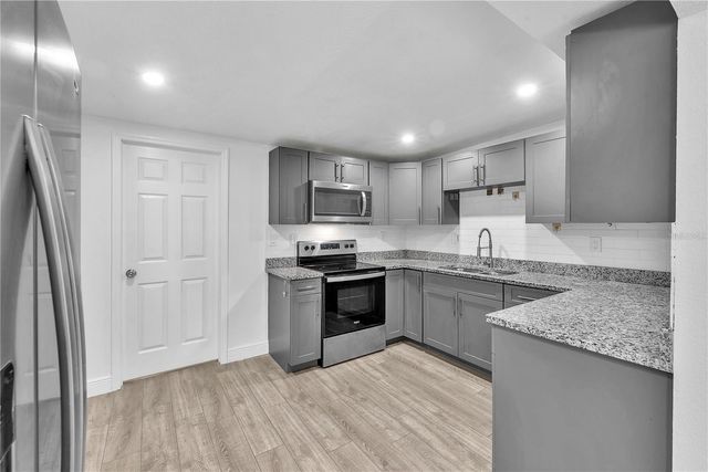 10104 N 15TH STREET, Tampa, FL 33612