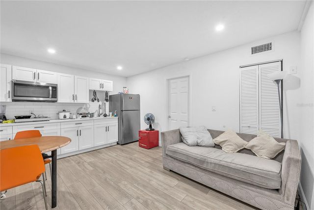 10104 N 15TH STREET, Tampa, FL 33612