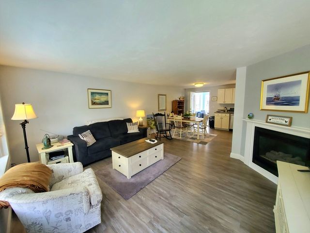 52 Thayer Street, Dennis, MA 02638