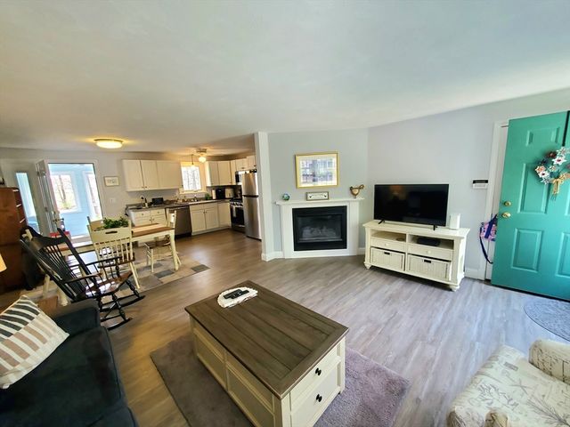 52 Thayer Street, Dennis, MA 02638