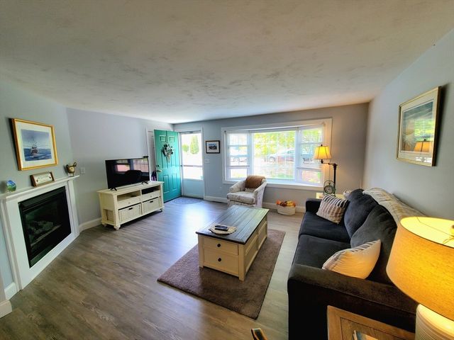 52 Thayer Street, Dennis, MA 02638