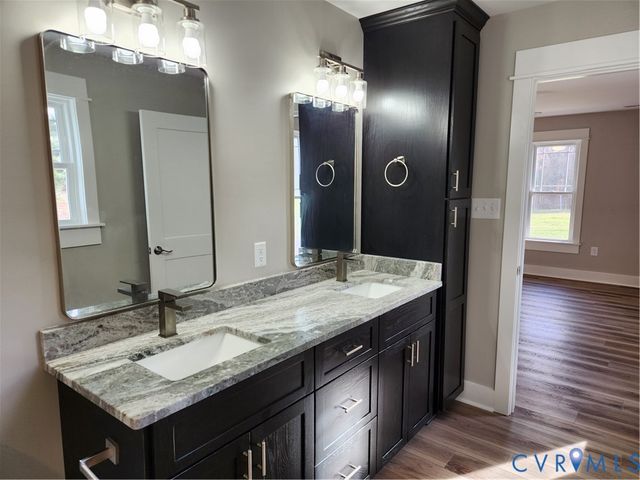 16266 Union Church Rd, Beaverdam, VA 23015