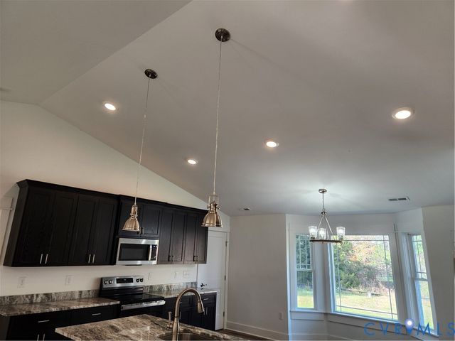 16266 Union Church Rd, Beaverdam, VA 23015