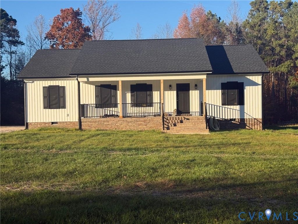 16266 Union Church Rd, Beaverdam, VA 23015