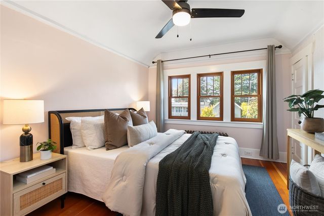 2141 7th Avenue W, Seattle, WA 98119