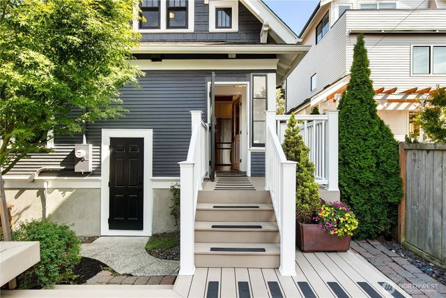 2141 7th Avenue W, Seattle, WA 98119