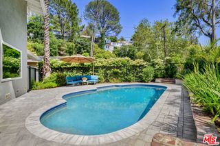 3101 N Beachwood Drive, Los Angeles, CA 90068