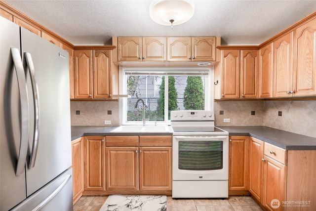 3584 E K Street, Tacoma, WA 98404