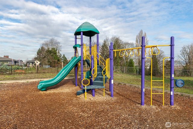 3584 E K Street, Tacoma, WA 98404