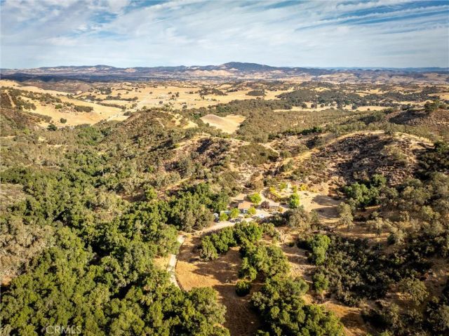 53121 Smith Road, Bradley, CA 93426