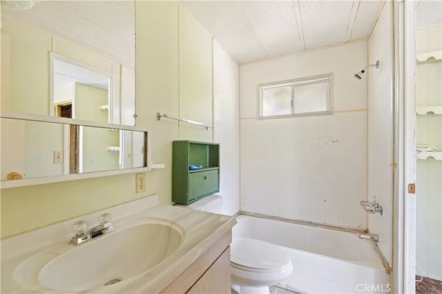 53121 Smith Road, Bradley, CA 93426