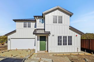 577 Creekside Court, Half Moon Bay, CA 94019