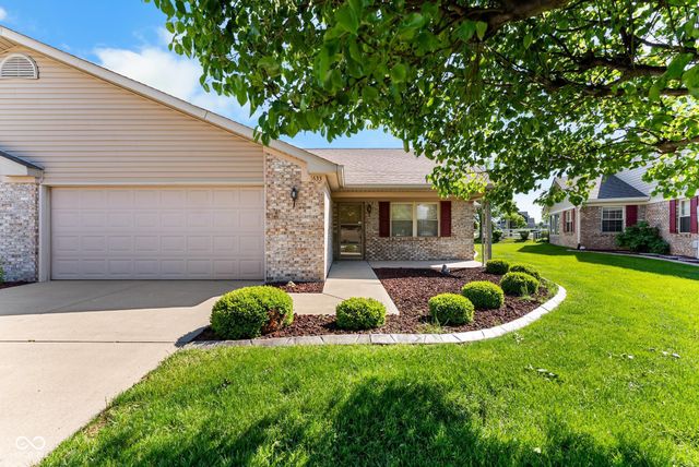 1633 Vidalia Court, Greenwood, IN 46143