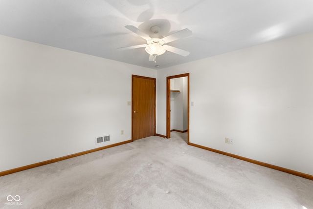 1633 Vidalia Court, Greenwood, IN 46143