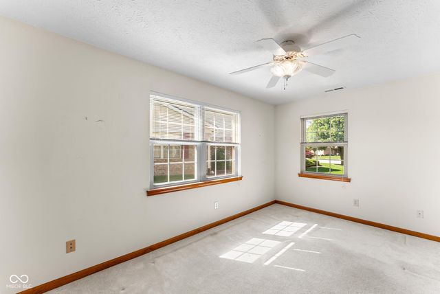 1633 Vidalia Court, Greenwood, IN 46143