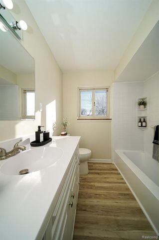 14670 Shirley Avenue, Warren, MI 48089