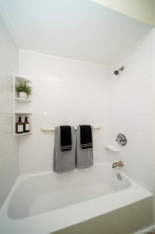 14670 Shirley Avenue, Warren, MI 48089