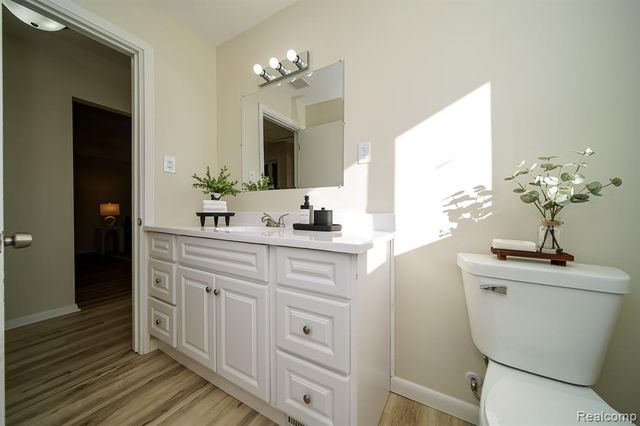 14670 Shirley Avenue, Warren, MI 48089