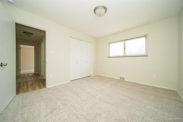 14670 Shirley Avenue, Warren, MI 48089