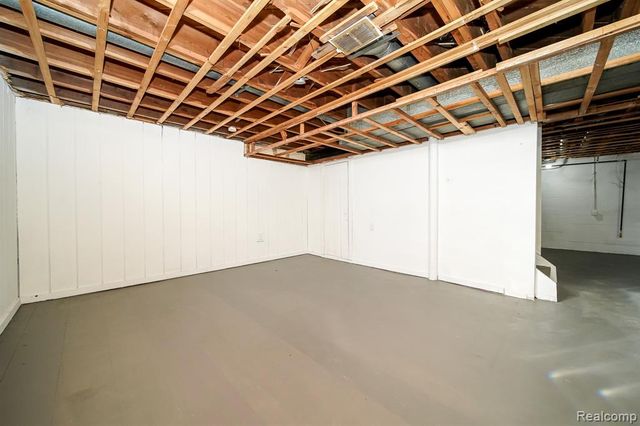 14670 Shirley Avenue, Warren, MI 48089