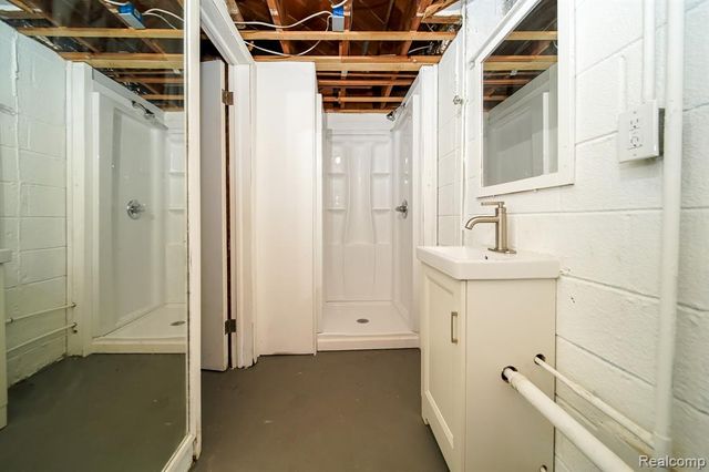 14670 Shirley Avenue, Warren, MI 48089