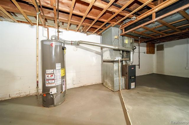 14670 Shirley Avenue, Warren, MI 48089