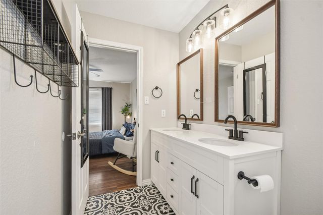 1110 Brashear LN, Cedar Park, TX 78613