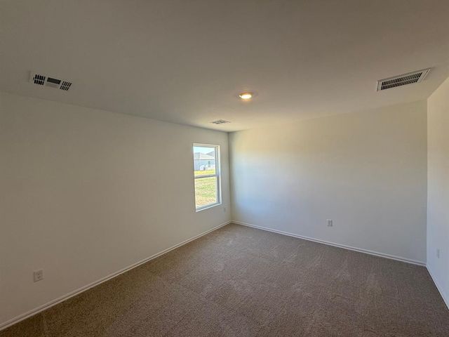 4004 Becky Lane, Mustang, OK 73064