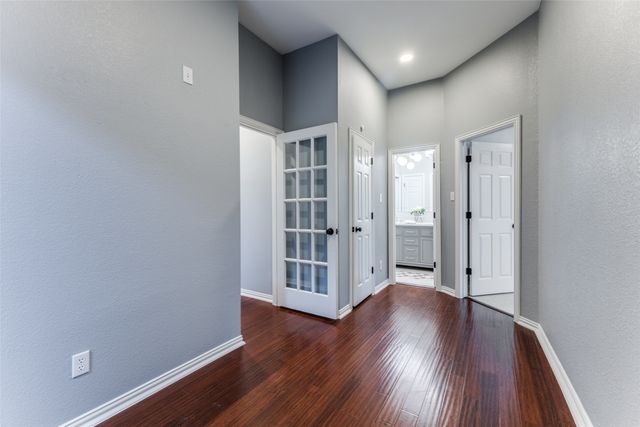 2106 Fair Oaks Circle, Corinth, TX 76210