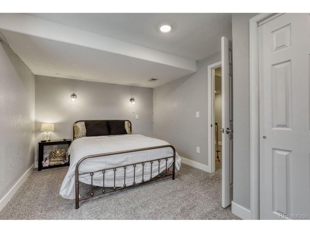1310 S Duquesne Cir, Aurora, CO 80018