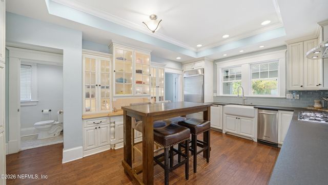 1405 CHALLEN Avenue, Jacksonville, FL 32205