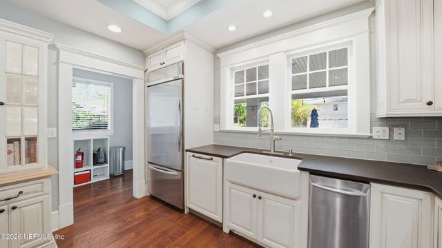 1405 CHALLEN Avenue, Jacksonville, FL 32205