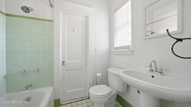 1405 CHALLEN Avenue, Jacksonville, FL 32205