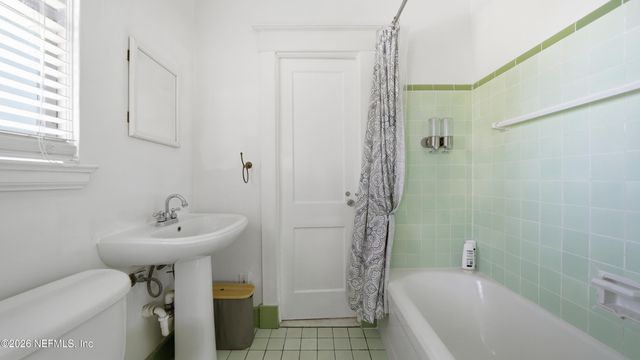 1405 CHALLEN Avenue, Jacksonville, FL 32205