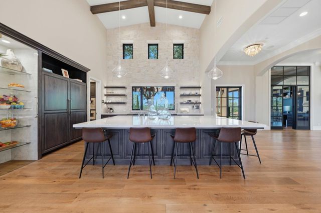9688 Clos Du Lac Cir, Loomis, CA 95650