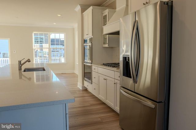 7606 RIVER REACH RD, Windsor Mill, MD 21244