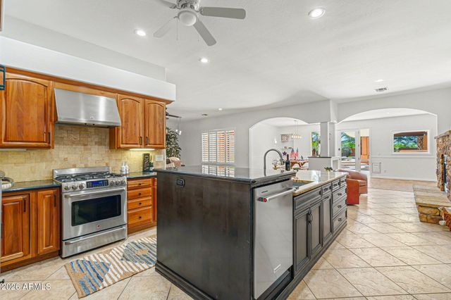 9537 W ELECTRA Lane, Peoria, AZ 85383