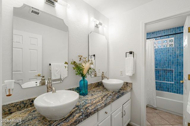 9537 W ELECTRA Lane, Peoria, AZ 85383