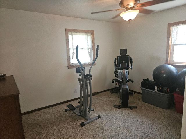 1506 Sunset Drive, Belle Plaine, IA 52208