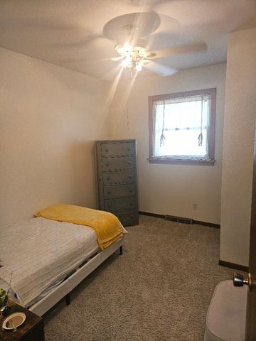 1506 Sunset Drive, Belle Plaine, IA 52208
