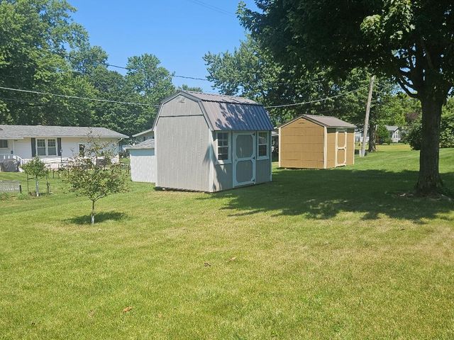 1506 Sunset Drive, Belle Plaine, IA 52208