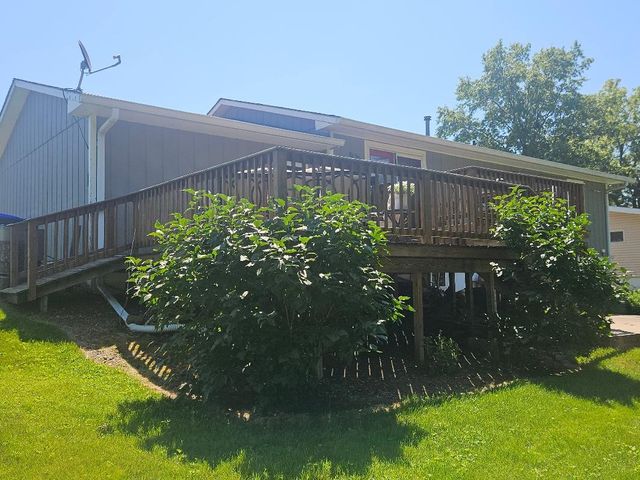 1506 Sunset Drive, Belle Plaine, IA 52208
